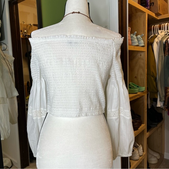 Gianni Bini Smocked Lantern Sleeve top size XL - Picture 3 of 5